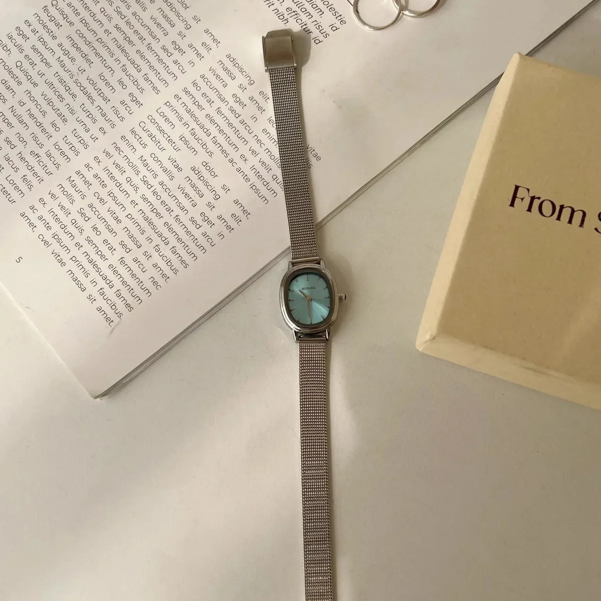 Women's Minimalist Sleek Wrist Watch