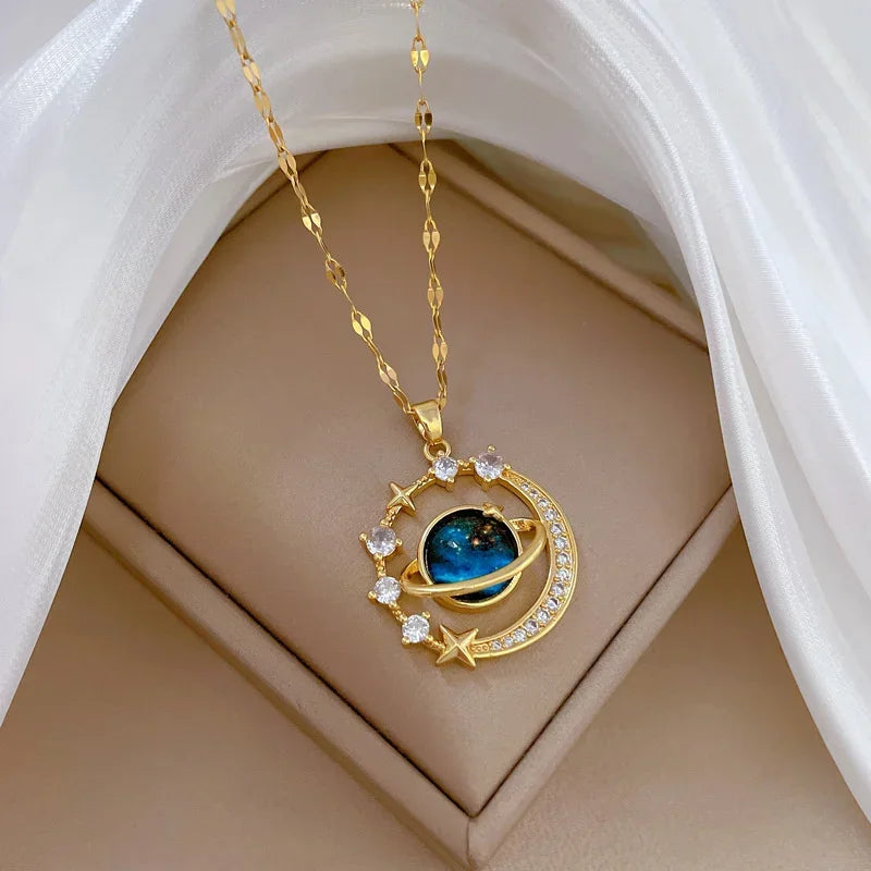 Women's Cosmic Golden Neclace Starry Pendant