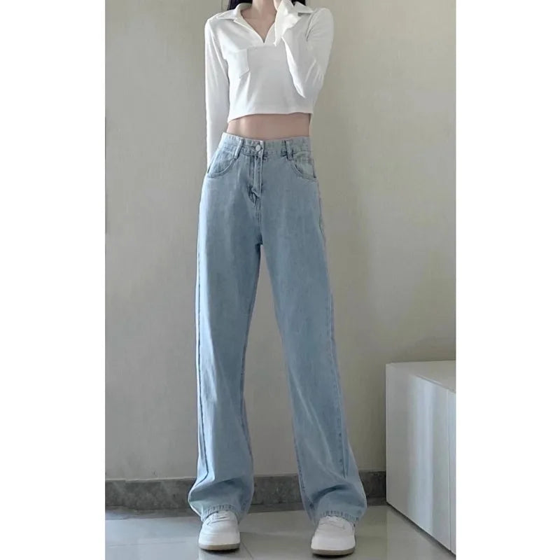 Women's Straight Fit Jeans