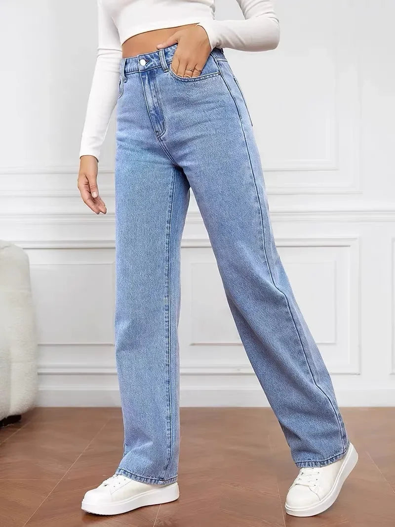 Women's Straight Fit Jeans